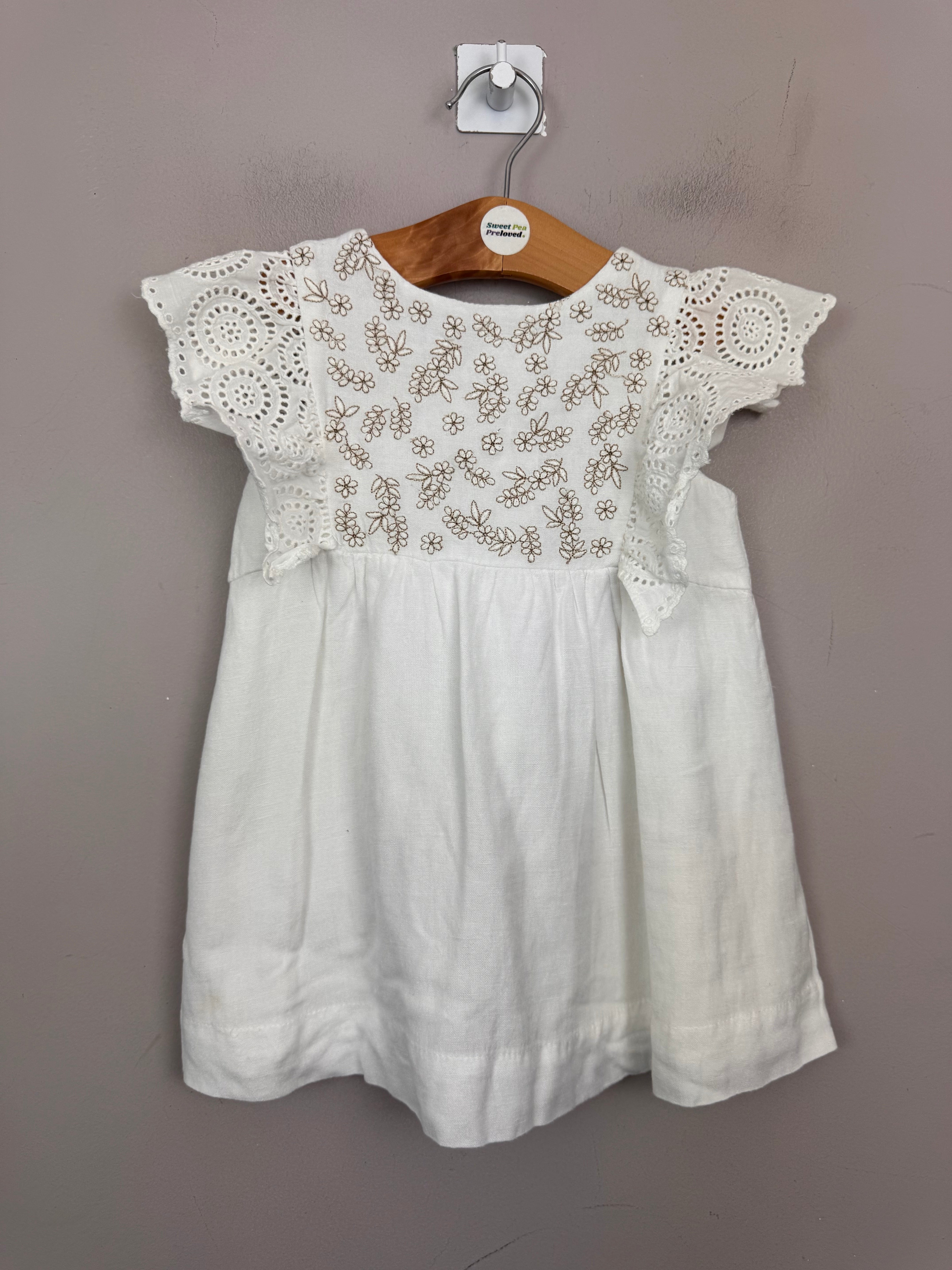 Zara Embroidered White Dress 18-24m Sweet Pea Preloved Clothes Zara Embroidered White Dress 18-24m Sweet Pea Preloved Clothes
