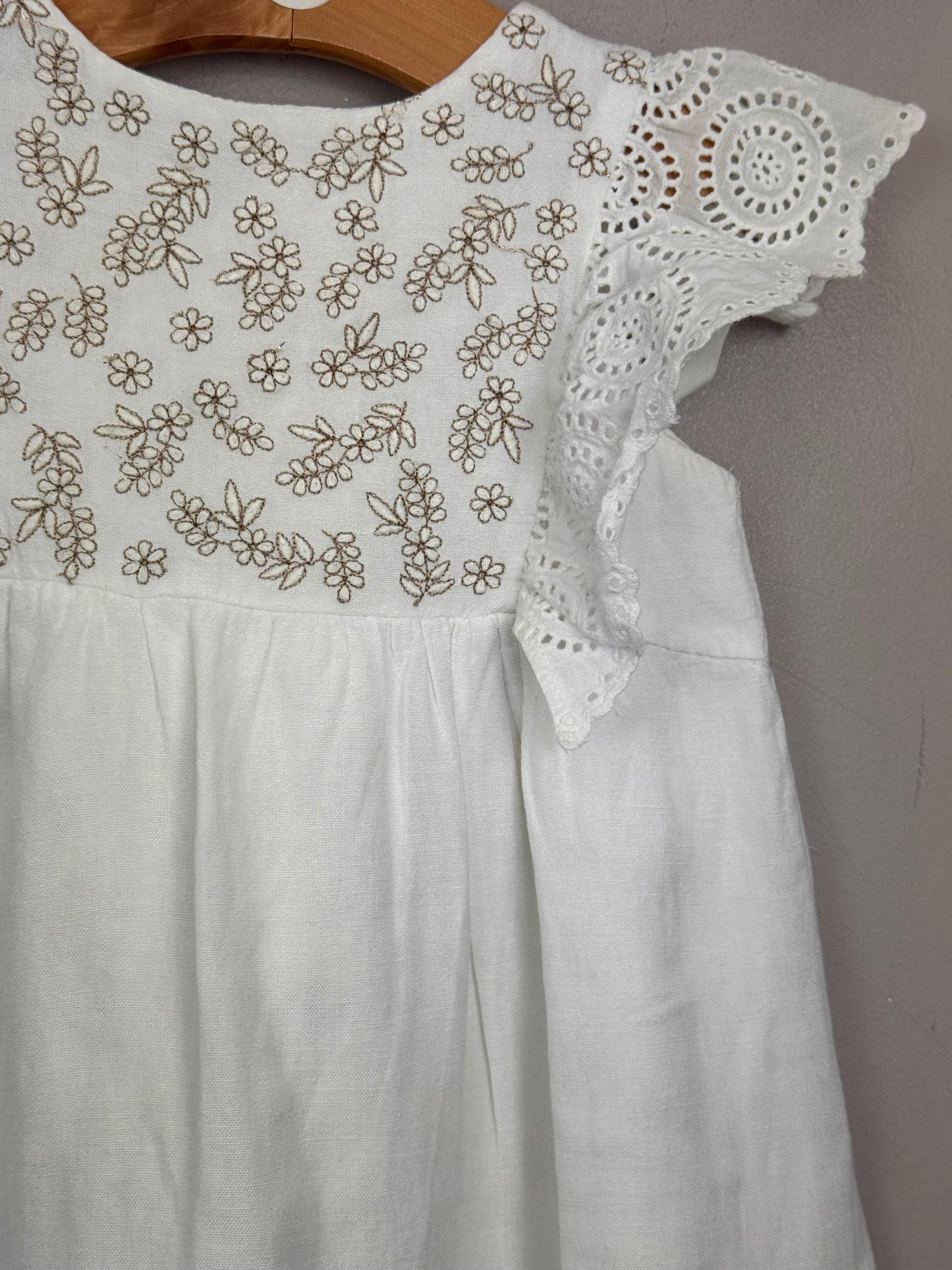 Zara Embroidered White Dress 18-24m – Sweet Pea Preloved Clothes