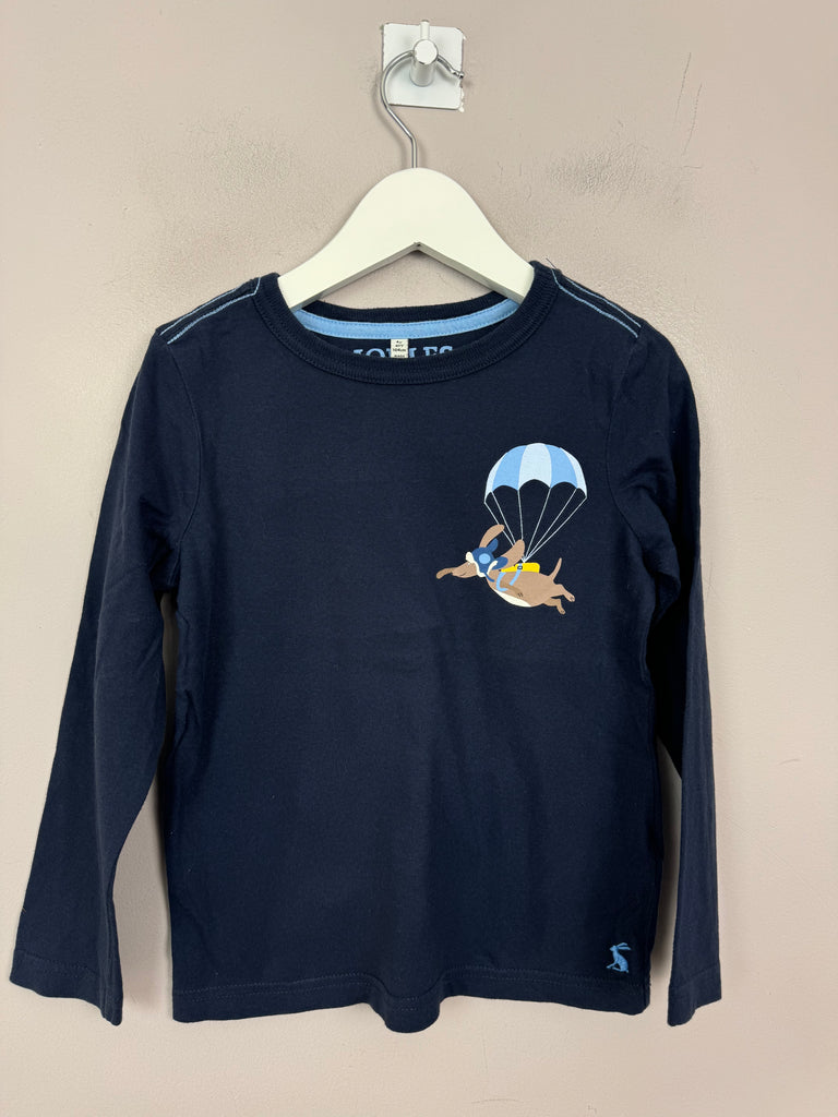 Joules Sky Dive Wrap Around Design T-shirt 4y - Sweet Pea Preloved Clothes