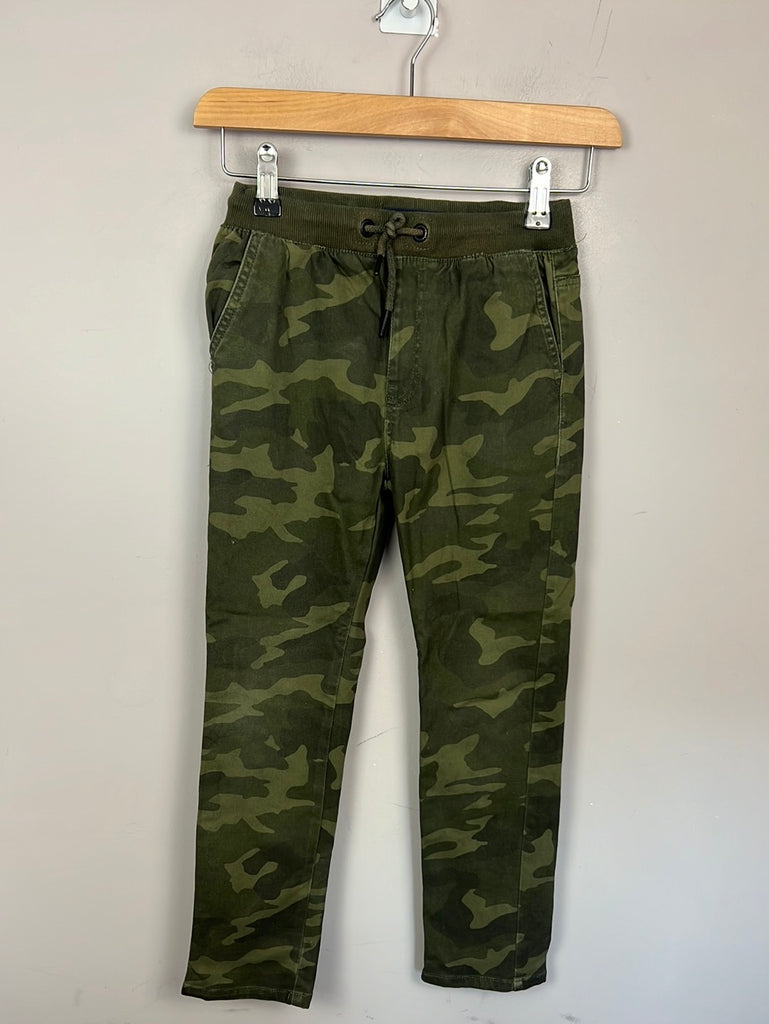 Next camo pull on jeans 8y - Sweet Pea Preloved