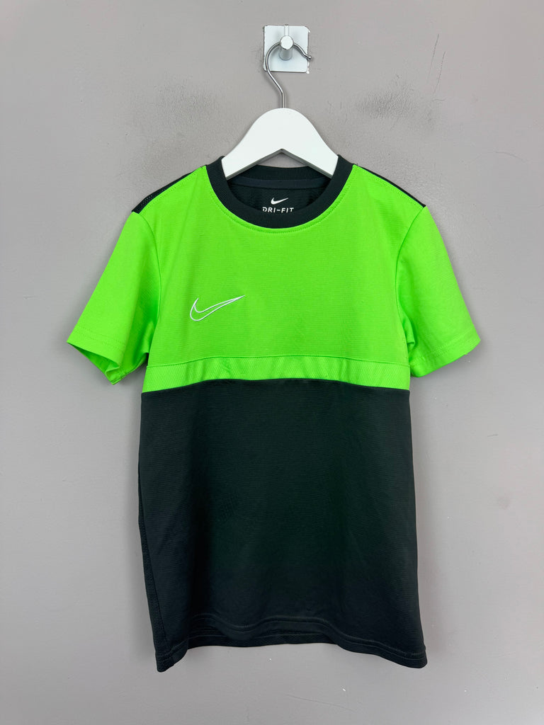 Nike Neon training top 8-9y second hand kids - sweet pea preloved 