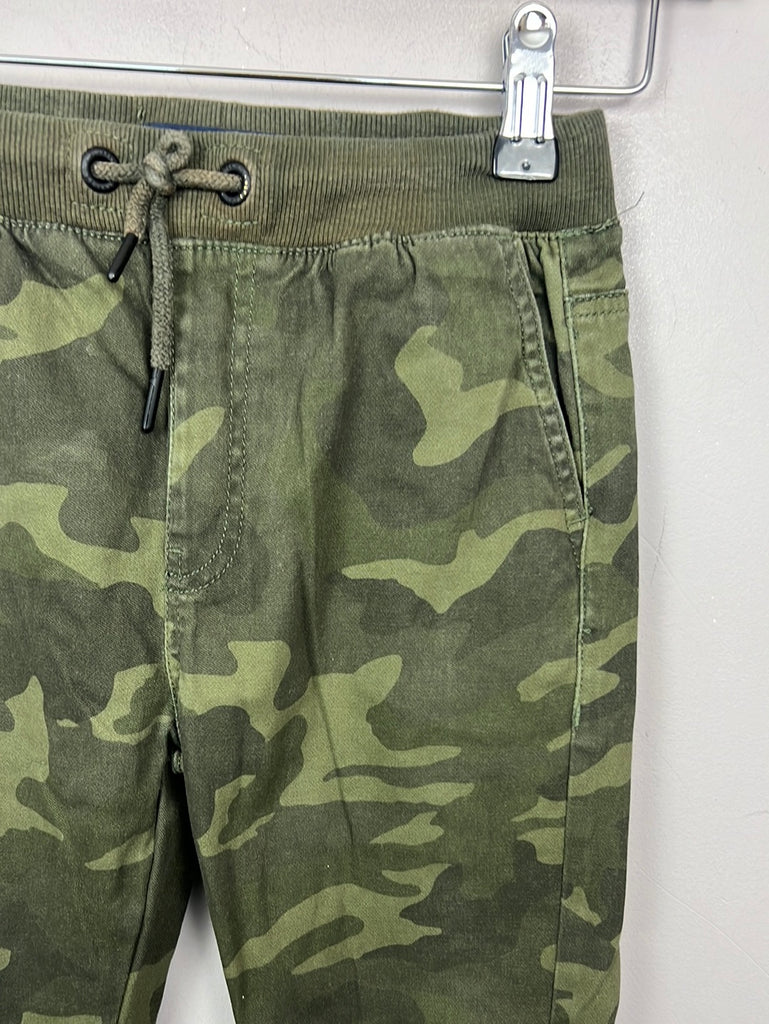 Pre Loved Kids Next camo pull on jeans 8y