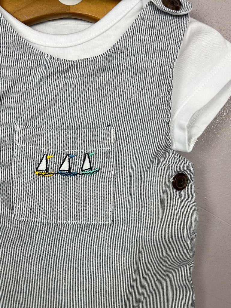Secondhand baby M&S grey sail boat dungarees & hat set 0-3m