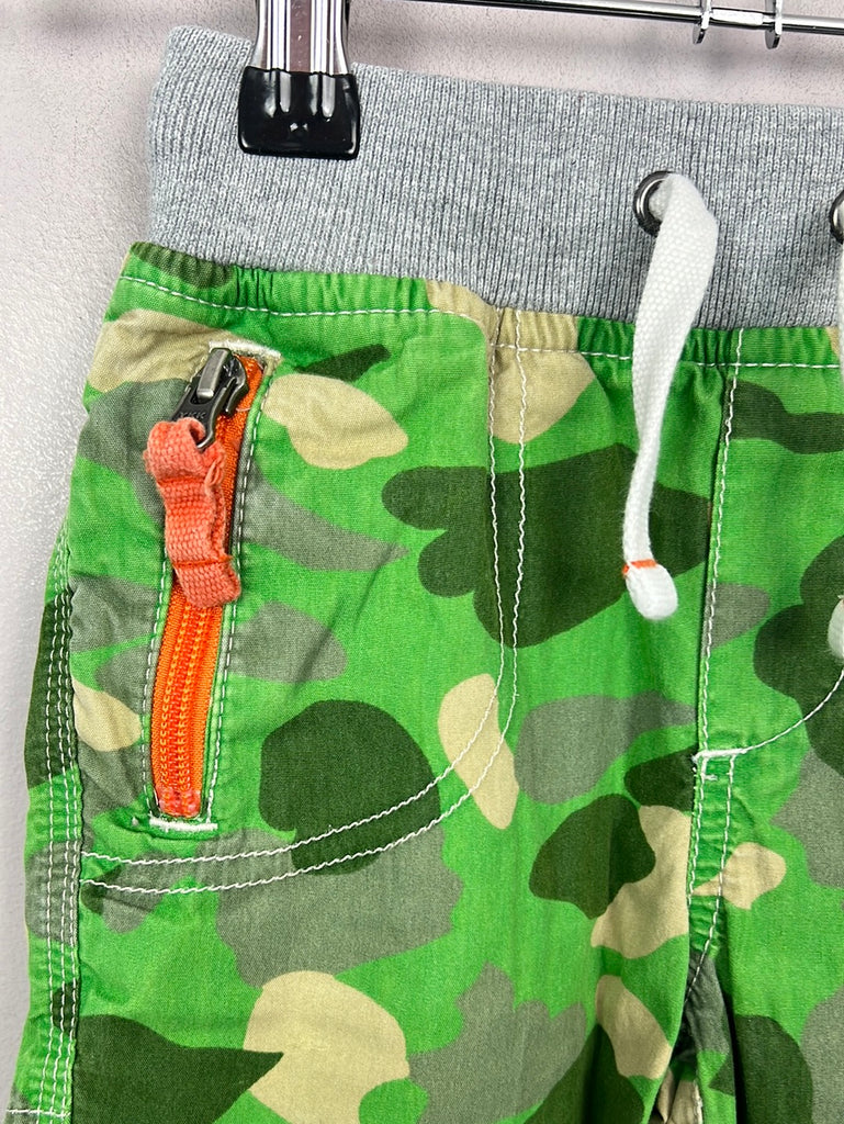 Secondhand kids Boden camo pull on shorts 2y