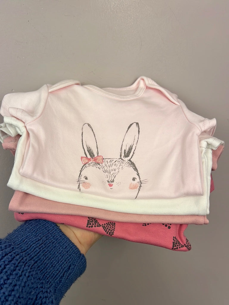 Preloved baby Mamas & Papas pink bunny/bow bodysuits 3-6m