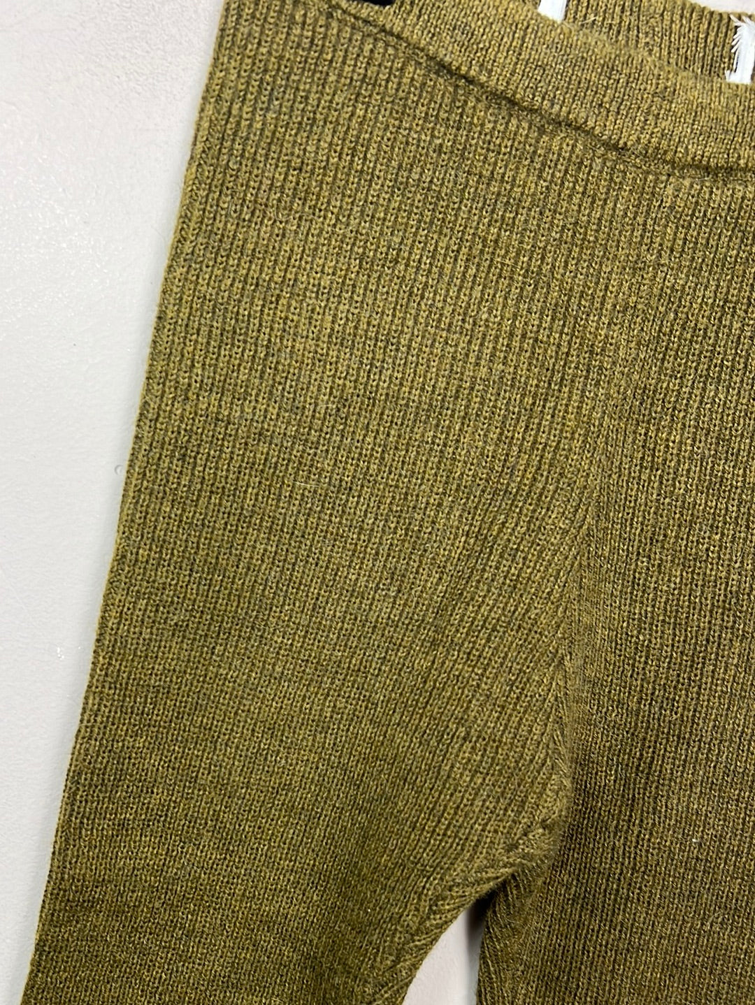 Zara Knit leggings olive 4-5y New – Sweet Pea Preloved Clothes