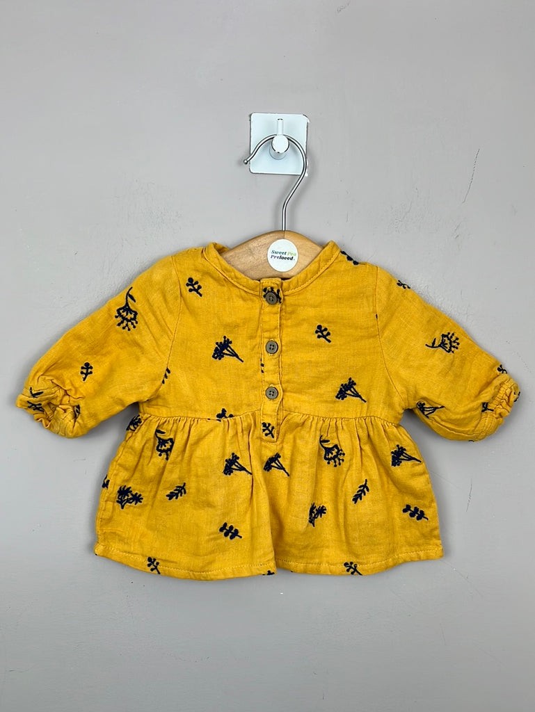 Pre loved baby La Redoute yellow embroidered dress 1 month