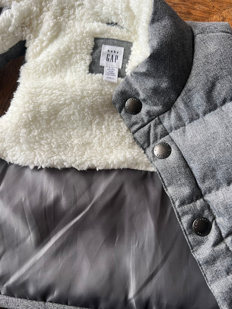 Second Hand Baby boy Gap grey sherpa lined Gilet
