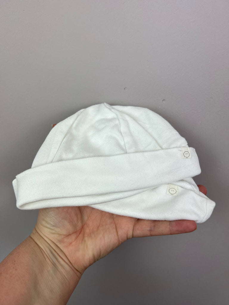 Second Hand Baby Mori white hats - Sweet Pea Preloved Clothes